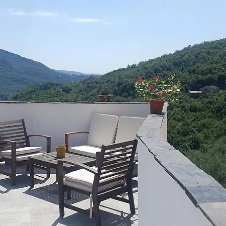 Le 2 Marie - Ligurian Hills Caravonica